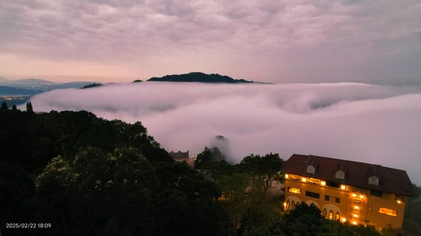 苗栗大湖 #薑麻園 #雲洞山莊 #琉璃光 #雲海 #雲瀑 2/222718340