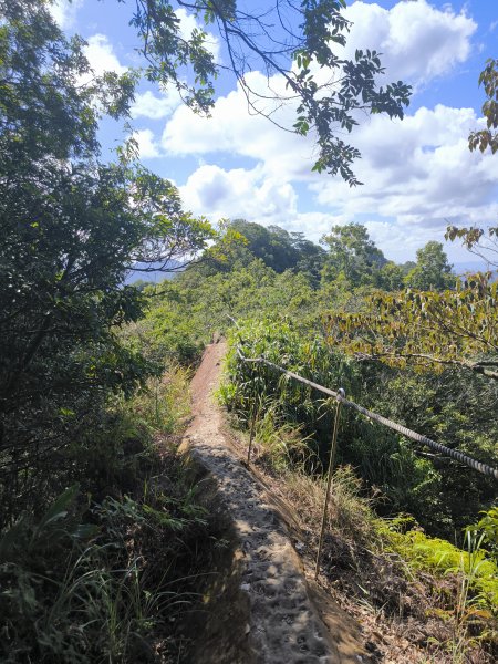 20251018微笑山線：【二格山系】皇帝殿稜線段2918653