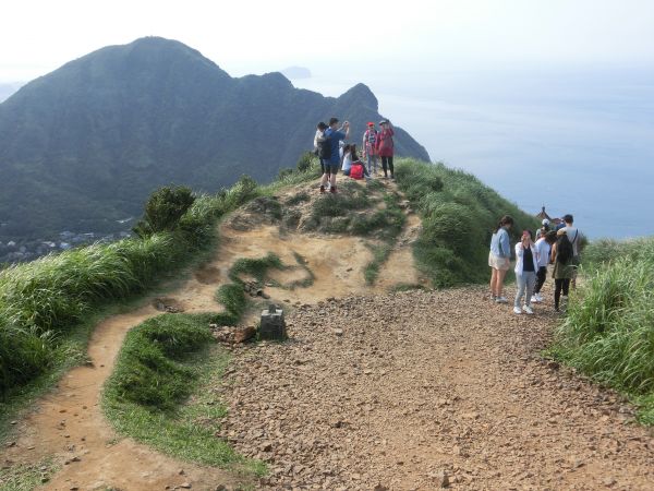 山尖步道．戰俘營遺址．茶壺山121513