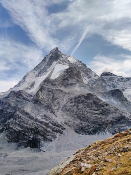 瑞士馬特杭峰的右臉：Schönbielhütte 步道2633656