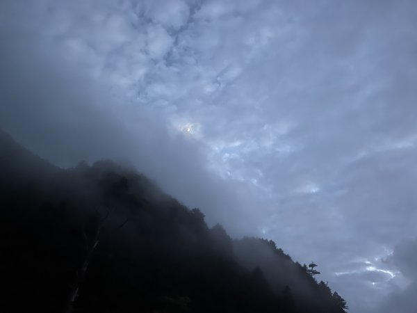 小關山林道神池營地202310222326122