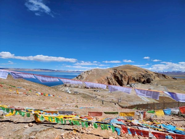 西藏的高山聖湖💙一措再措2907494