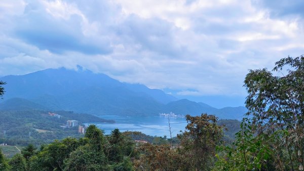 貓囒山（南投小百岳）1949912