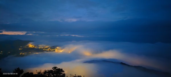 二格山 #琉璃光 #雲海流瀑 #雲瀑 #火燒雲 #霞光 #斜射光 #日出 6/82805836