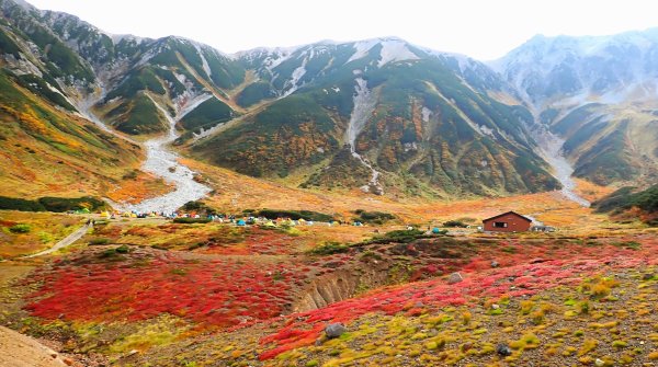 走在上帝翻落的調色盤上日本劍岳與立山連峰的山遊記2954055