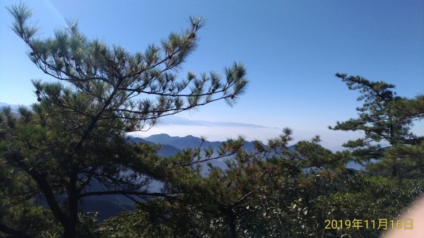 鳶嘴山>>稍來山大O連  攀岩747750