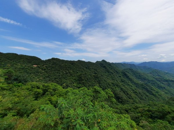 2022/08/27 石碇筆架山連峰，綠豆湯鞍部2001175