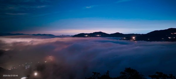 北宜郊山之濫觴 #琉璃光雲海 #日出雲海 #觀音圈雲海 #海景第一排 6/212816379