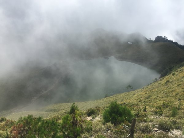 中央山脈最高的美麗湖泊七彩湖570347