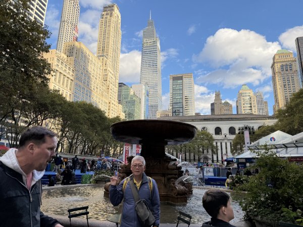 [紐約馬之行-04] 2025_1031 布萊恩特公園(Bryant Park)2943459