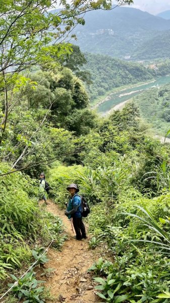 新店和美山三潭縱走中和三山-南勢角天上山-日月洞2588647