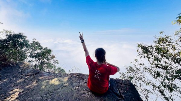 🌈12/25（日）聖誕節~小百岳大橫屏山~雲海☁️滿滿+行者咖啡館+糯米橋✨FB：熊熊趴爬走🌈2970002