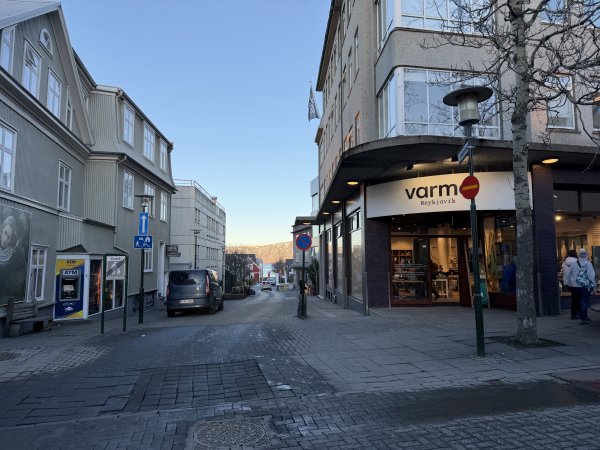 [紐約馬之行-23] 2025_1104 晚上的彩虹街2946781