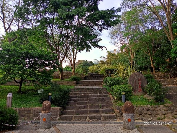 【臺北大縱走4】風櫃嘴→雙溪溝古道→五指山古道→大崙頭山北面步道→許願步道→圓覺寺步道→大溝溪→大湖2469193