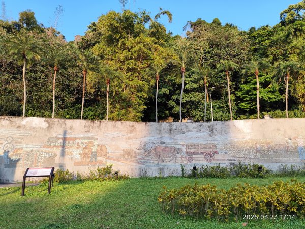 【臺北大縱走 5】碧山巖→忠勇山越嶺步道→金龍產業道路→圓明寺步道→鄭成功廟步道→文間山→劍潭山步道2744923