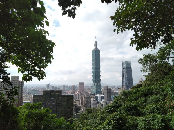 四獸山=象+豹+虎+獅1070453