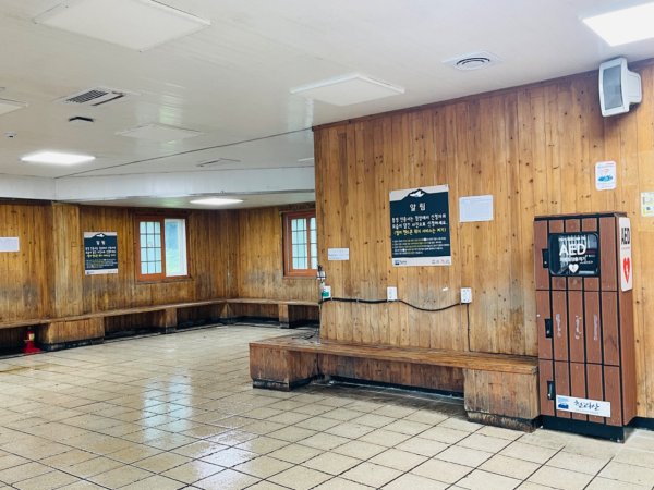 1140811 KR 漢拏山杜鵑花田避難所-紗羅岳觀景臺2860188