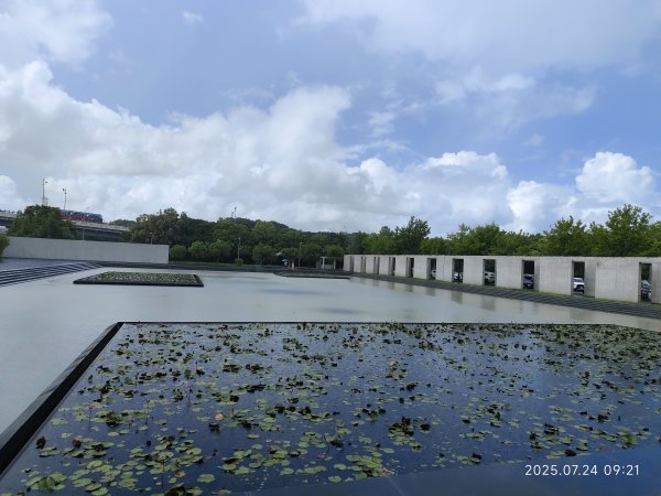 北投區漫遊：法鼓山農禪寺→磺港溪步道→北投垃圾焚化廠景觀台→舊雙溪河步道→五分港溪畔→屈原宮2846578