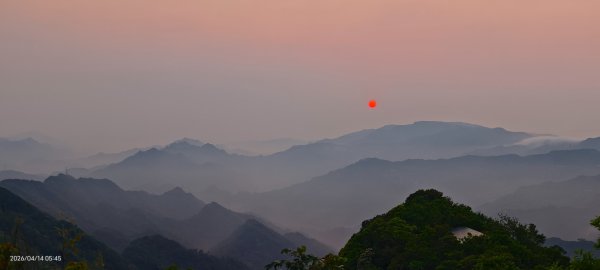 #二格山 #雲海 #流瀑 #日出 #二格路 #雲瀑 #夕陽 4/143035872