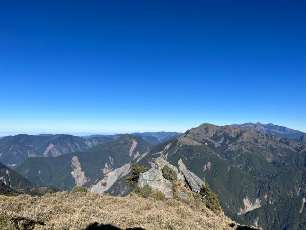 2022-12-03～05 向陽山、三叉山、嘉明湖1940135