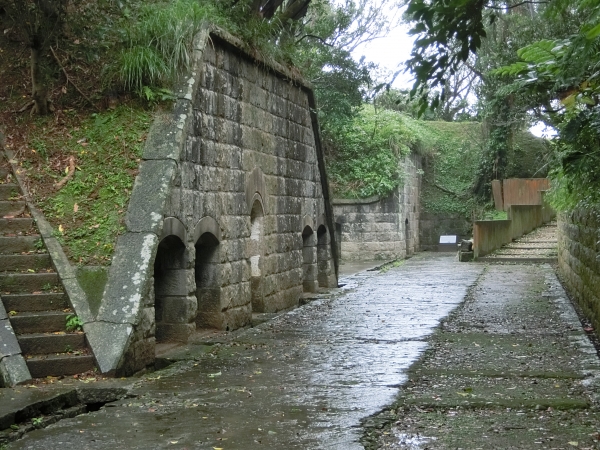 槓子寮砲台．和平島