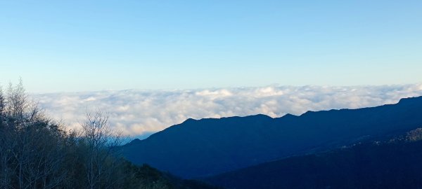 2024/12/07-空廊道上大混+李崠山2664892