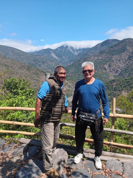 老七佳石板屋3011060