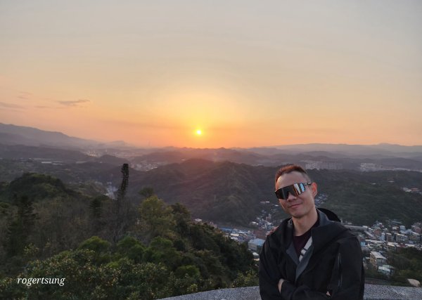 360度視野觀景小百岳-基隆紅淡山2996420