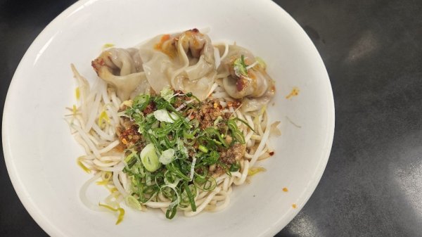 20250209橫沙笛鳶嘴醜肥大西稜O型2709364