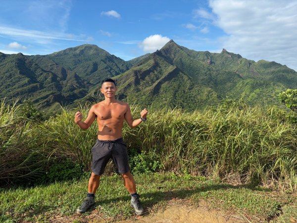 劍龍稜.鋸齒稜【連百岳也甘拜下風的郊山之王】3117078