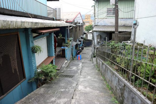 基隆 曾子寮山，大德山，虎仔山  KEELUNG地標景觀台步道，太平青鳥書店，正濱漁港2162599