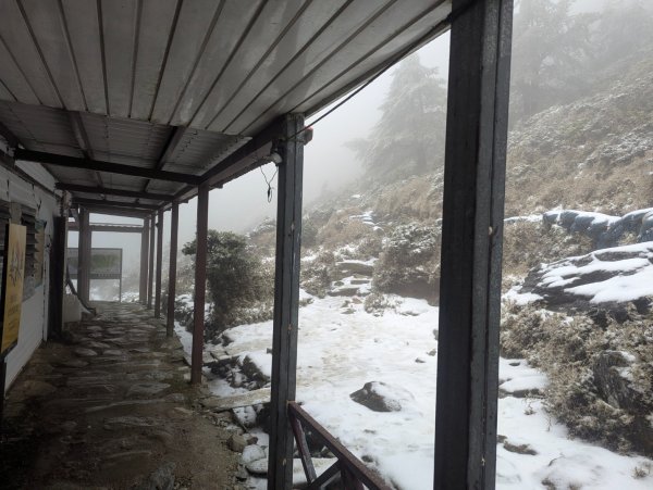 戒茂斯上嘉明湖雪景_2025/03/15-182782400