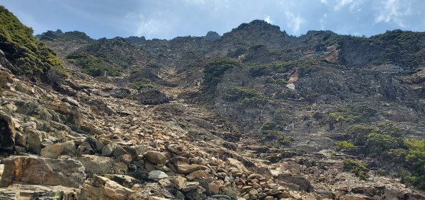 202414~15歷經2年抽籤終於蒞臨台灣最高峰玉山西、北、主峰2481866