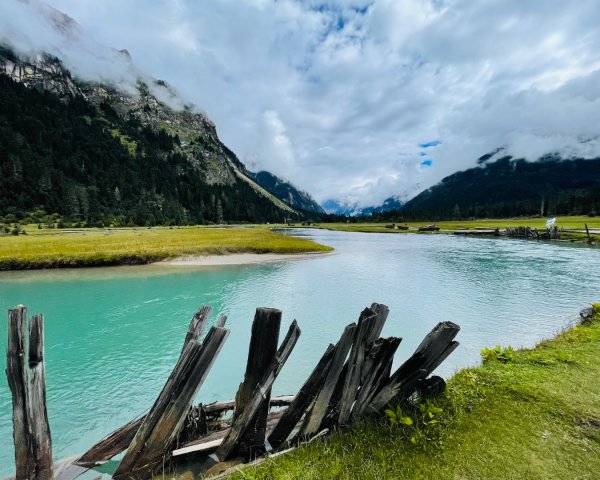 西藏的高山聖湖💙一措再措2907575