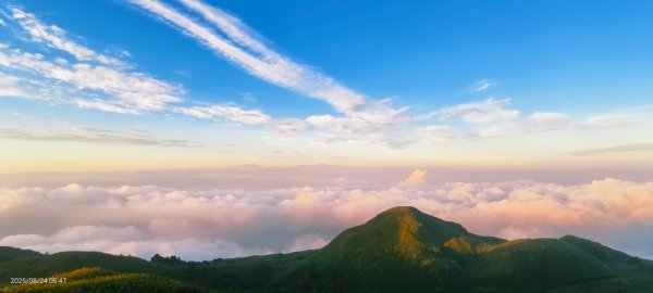 #七星山 #火燒雲 #雲瀑 #雲海 #日出 8/24 & #霧虹 #觀音圈 9/122868300