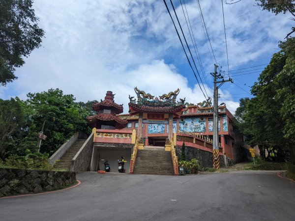 富陽公園。中埔山步道(秘境)。糶米古道。象山1713407