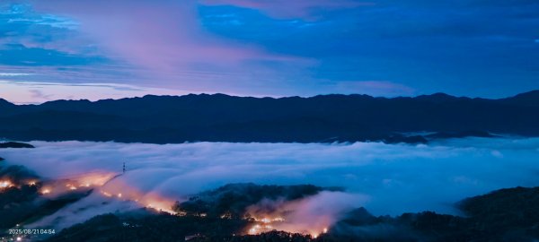 #二格山 #琉璃光 #雲瀑 #雲海流瀑 #火燒雲 #日出 8/21&222866257