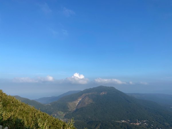 陽明山：大屯主峰-連峰步道2452798