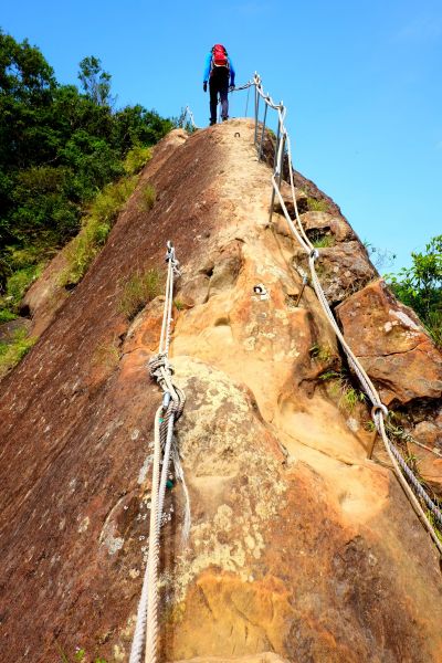 手腳並用..五寮尖山350620
