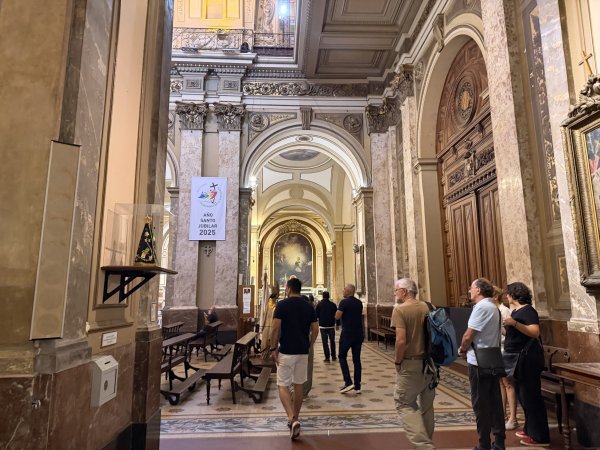 [紐約馬之行-55] 2025_1114 布宜諾斯艾利斯主教座堂2953532