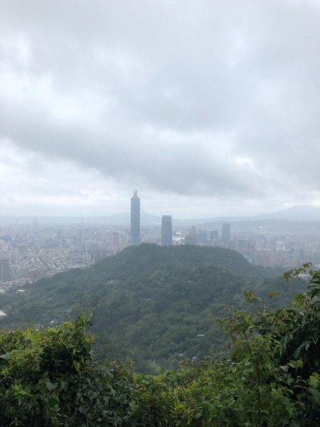 南港山縱走（中華科大登山口—象山）550430