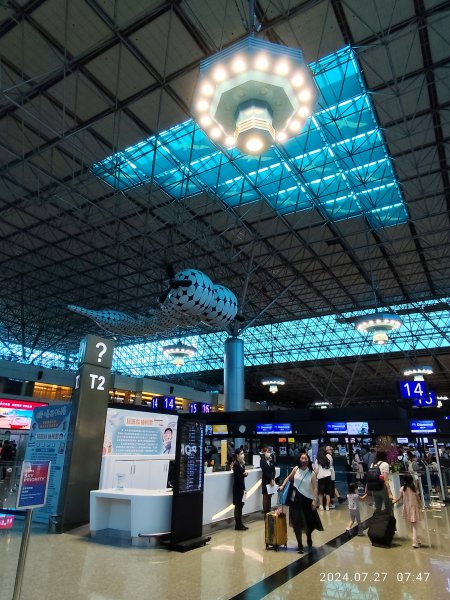 桃園國際機場→香港國際機場→華麗銅鑼灣酒店→時代廣場→地鐵→尖沙咀→iSQUARE→重慶大廈→K112563268