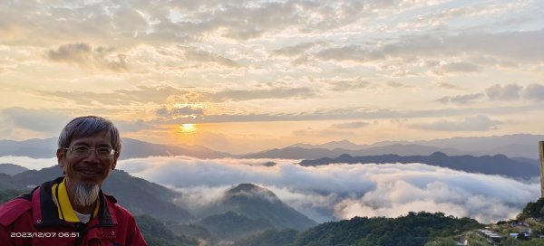 跟著雲海達人山友追雲趣-石碇趴趴走，星空夜景/曙光日出/雲海12/72368950