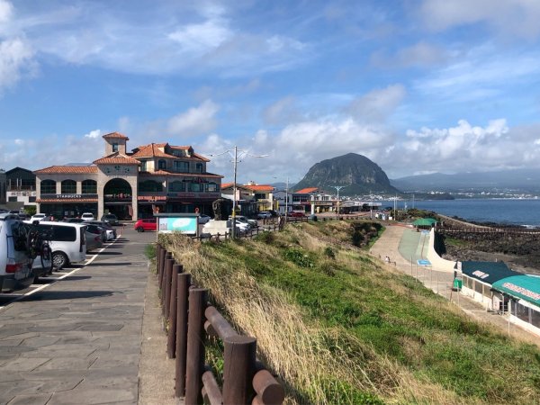 1140813 Jeju 偶來10號松岳山步道環走。天地淵.正房.天帝淵瀑布2861437