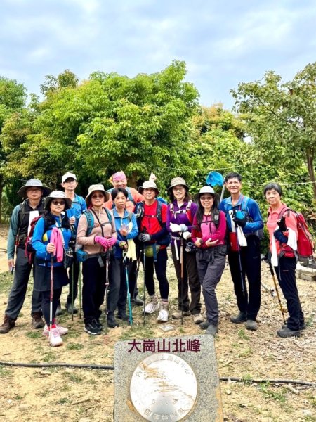 大崗山(小百岳#74)龍盤峽谷一線天2764671