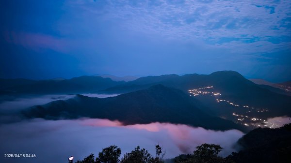#翡翠水庫壩頂 #日出雲海 #火燒雲 #藍腹鷴 #夜路走多了總會遇到鬼？！#松月櫻 4/182764571