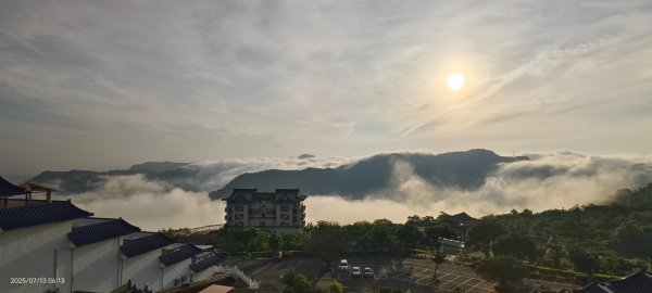 跟著雲海達人山友追雲趣 #月光雲海 #曙光雲海 #日出雲瀑 7/132834984