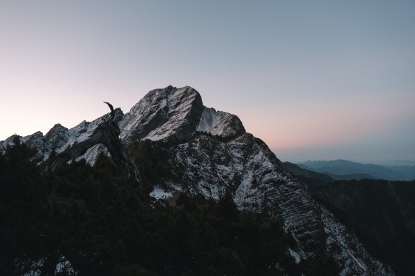 【玉山】主峰北峰二日，臺灣第一高峰雪季最美角度1881260