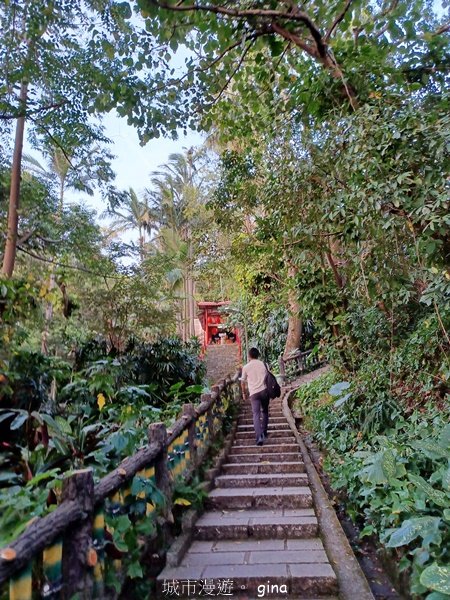 【台北士林】親民便捷的郊山步道。 No9小百岳~劍潭山登山步道(中山北路登山口)2496355