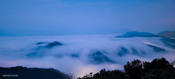 #二格山 #琉璃光 #雲海流瀑 #雲海 #手機拍攝 5/212793583